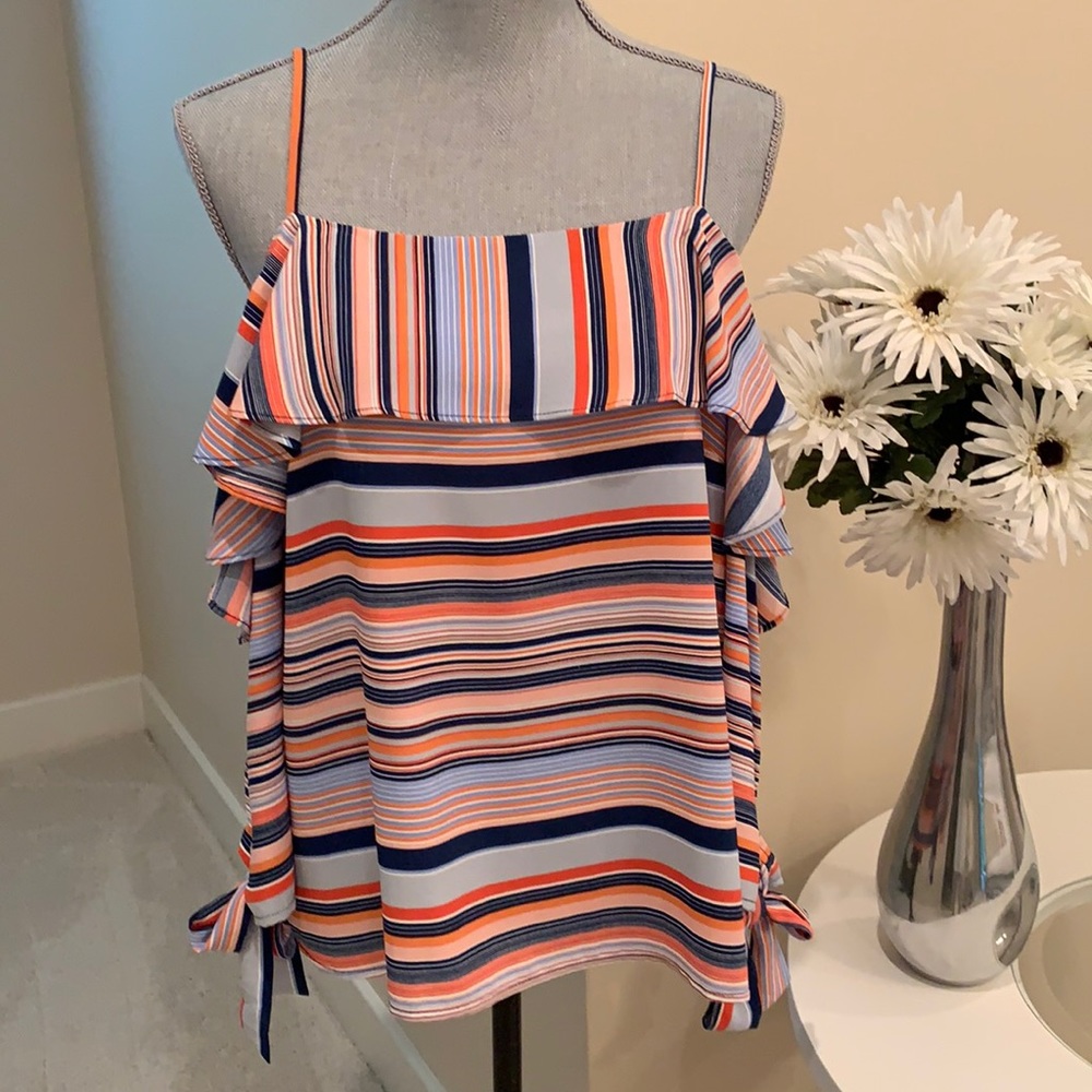 Beautiful boutique blouse in blues, orange peach